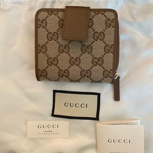 Like new Gucci wallet